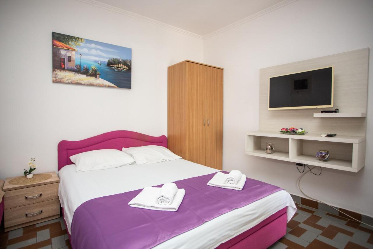 Apartments Jelena Улцинь Экстерьер фото