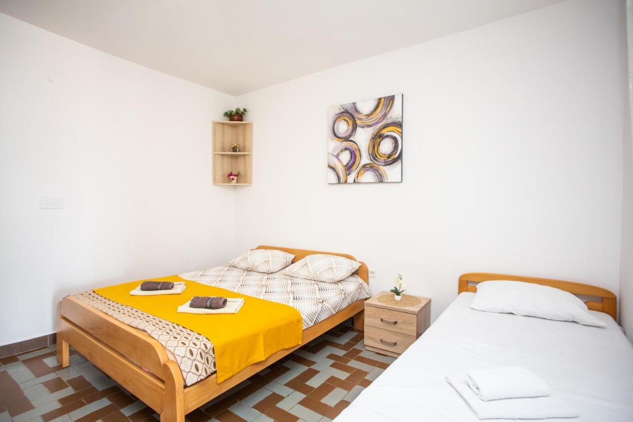 Apartments Jelena Улцинь Экстерьер фото