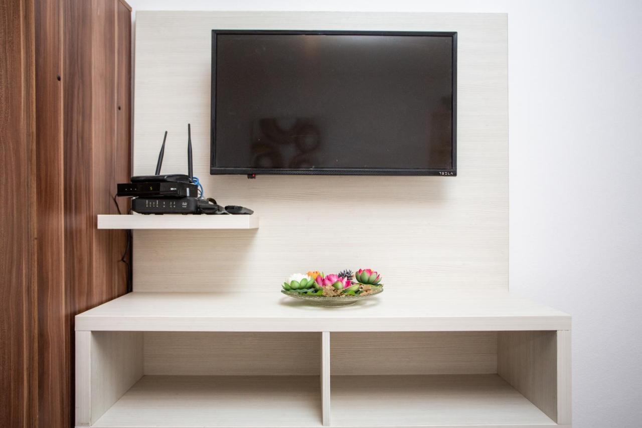 Apartments Jelena Улцинь Экстерьер фото
