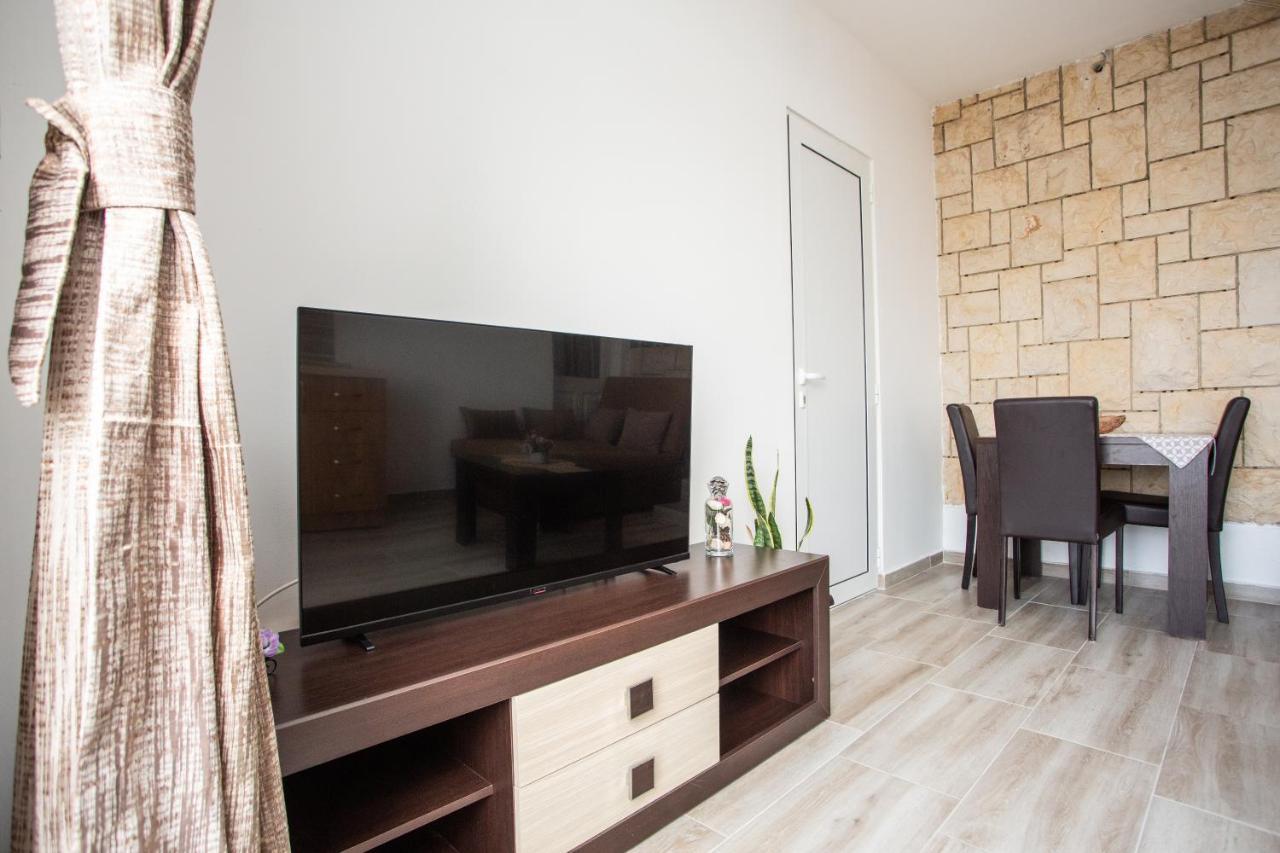 Apartments Jelena Улцинь Экстерьер фото