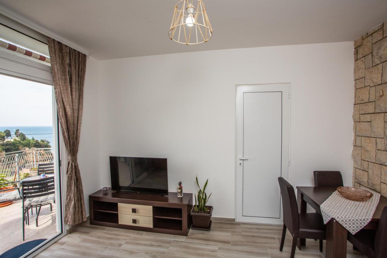 Apartments Jelena Улцинь Экстерьер фото