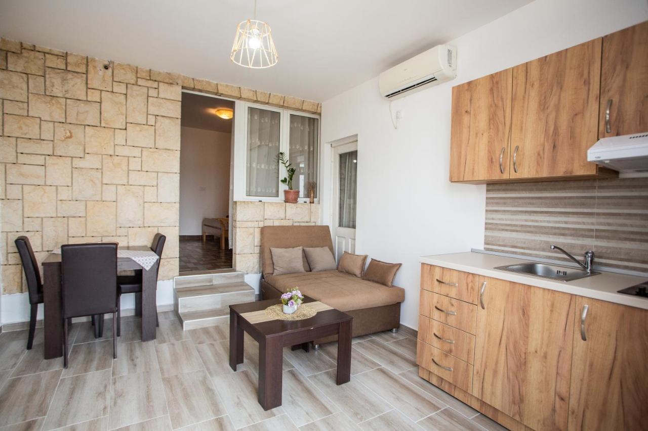 Apartments Jelena Улцинь Экстерьер фото